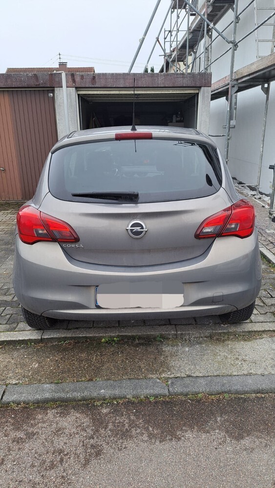 Corsa E