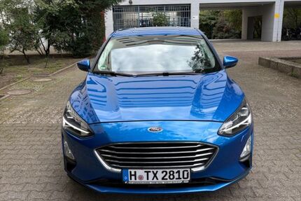 Ford Focus 93.612 km 15.499 &euro; Berlin 13627