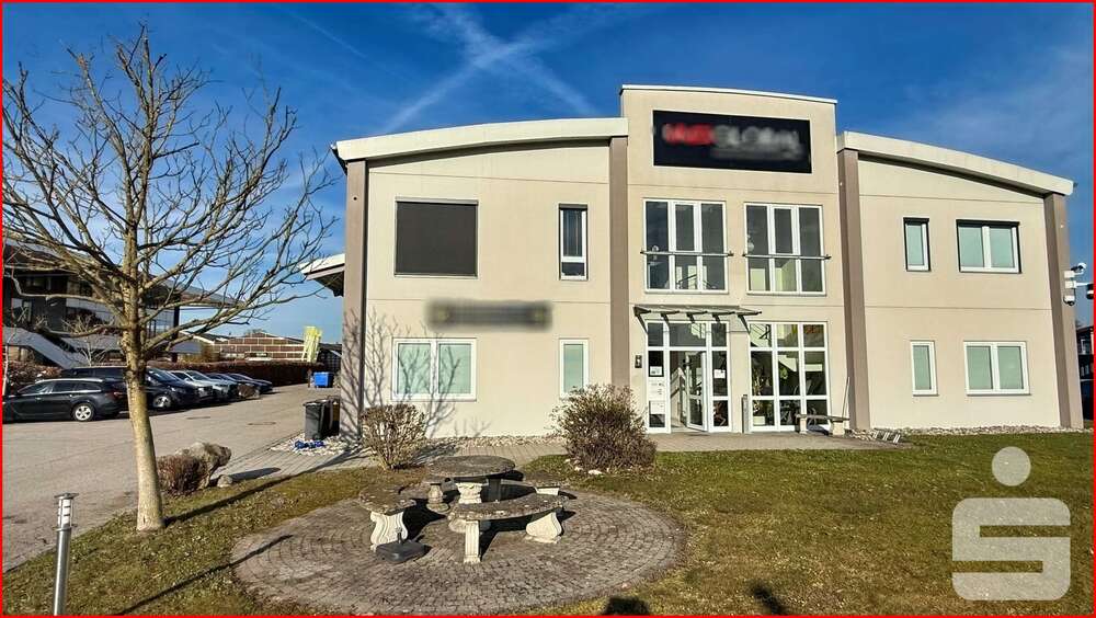 Gewerbeobjekt Saaldorf-Surheim Surheim - 650&euro; | Angebot:26279090