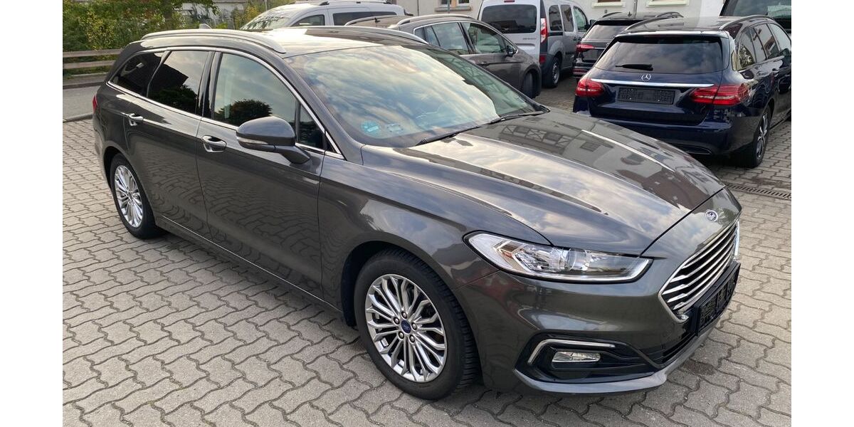 Ford Mondeo 156.430 km 12.590 € Zwickau 08058