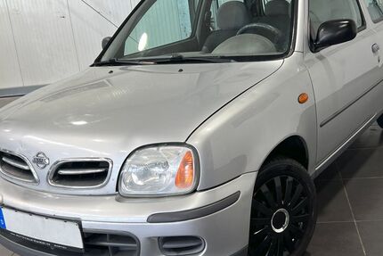 Nissan Micra 137.000 km 999 &euro; Bretten 75015