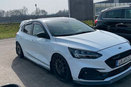 Ford Focus 69.000 km 19.999 &euro; Schwanau 77963