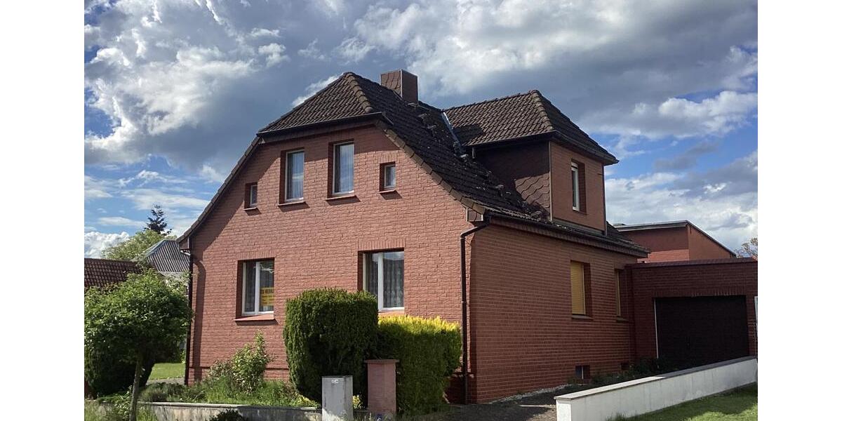 Einfamilienhaus Beetzendorf - 6 Zimmer, 160 m&sup2;, 186.000&euro; | Angebot:26592094