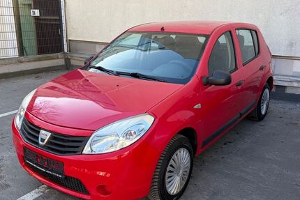 Dacia Sandero 110.000 km 980 &euro; Berlin 10585