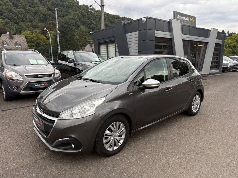 Peugeot 208 175.814 km 6.699 € Trier 54294