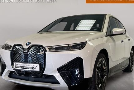 BMW iX 30.497 km 54.990 &euro; Düsseldorf 40237