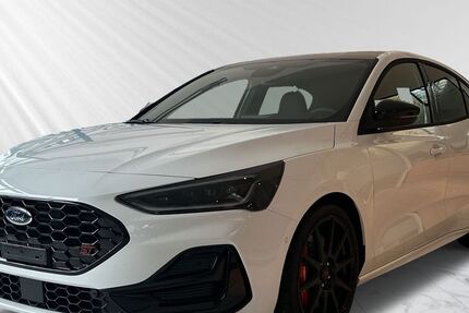 Ford Focus 10.200 km 38.900 € Neuler 73491