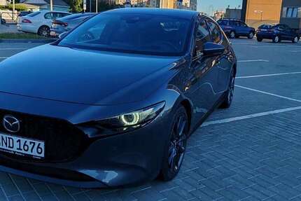 Mazda 3 62.000 km 20.000 &euro; Taufkirchen 82024