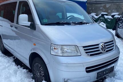VW T5 Transporter 200.070 km 9.900 &euro; Hamburg 20537