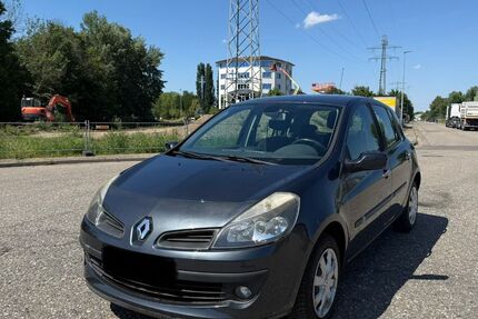 Renault Clio 171.000 km 1.999 &euro; lahr 77933