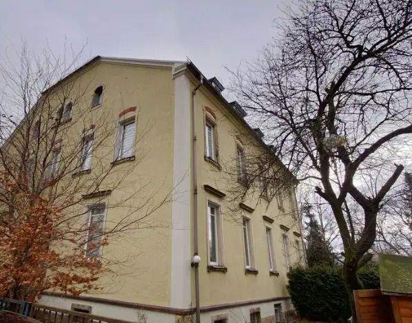 Etagenwohnung Radebeul - 3 Zimmer, 97 m&sup2;, 1.067&euro; | Angebot:25628907