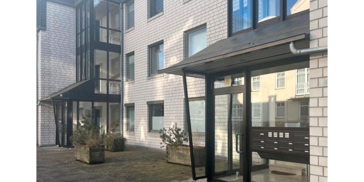 Dachgeschoßwohnung Bad Pyrmont - 2 Zimmer, 81 m&sup2;, 210.000&euro; | Angebot:25159570