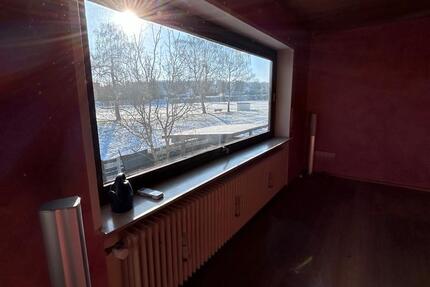 Helle, modernisierte 3-Zimmer-Wohnung mit Balkon & Stellplatz 3 zimmer