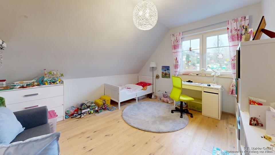 Einfamilienhaus Plettenberg - 6 Zimmer, 176 m&sup2;, 1.980&euro; | Angebot:26084660