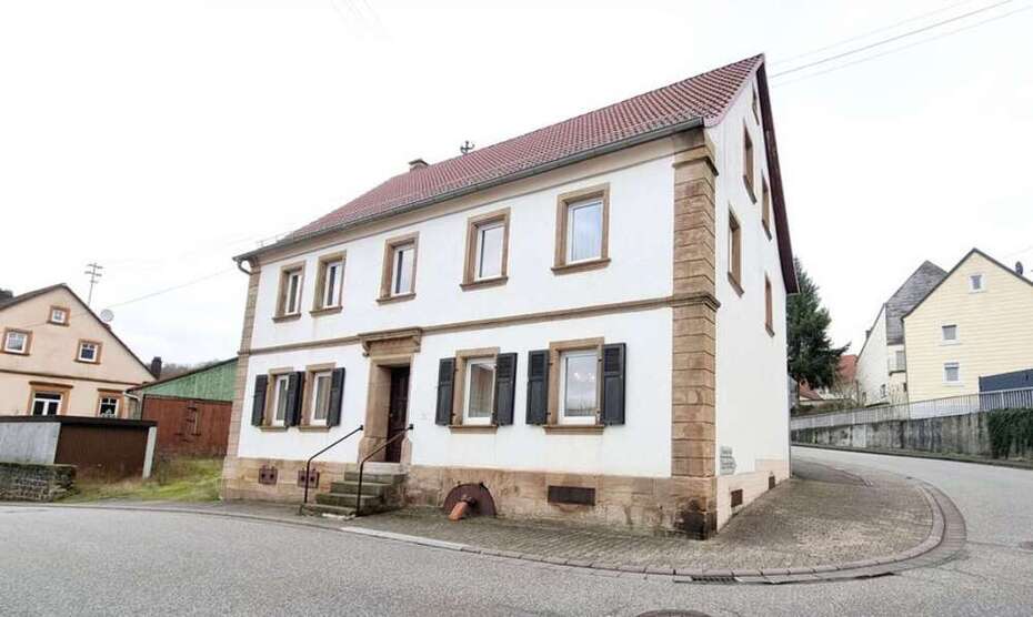 Haus zum Mieten in Schellweiler 2.900 € 261 m²