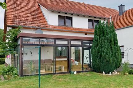 Wohnung Lübbecke - 4 Zimmer, 130 m&sup2;, 750&euro; | Angebot:27619518