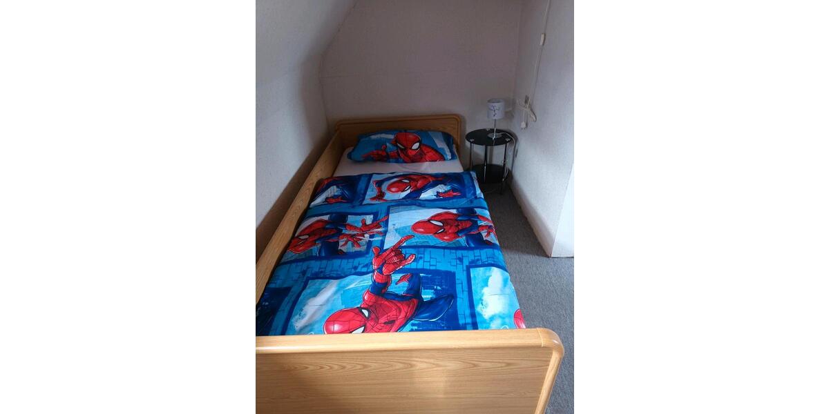 Schöne 2, 5 ZKB Wohnung möbeliert 2 zimmer