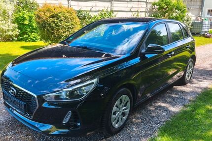 Hyundai i30 94.513 km 9.390 &euro; DORFEN 84405