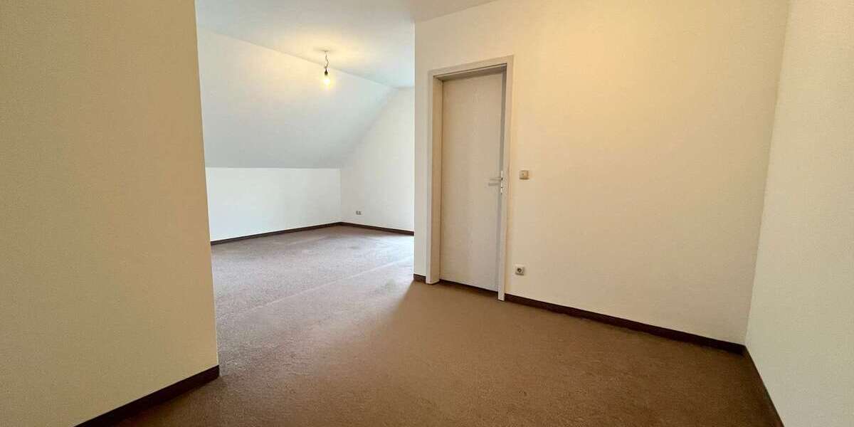 Etagenwohnung Hildburghausen - 2 Zimmer, 53 m&sup2;, 67.500&euro; | Angebot:23864457