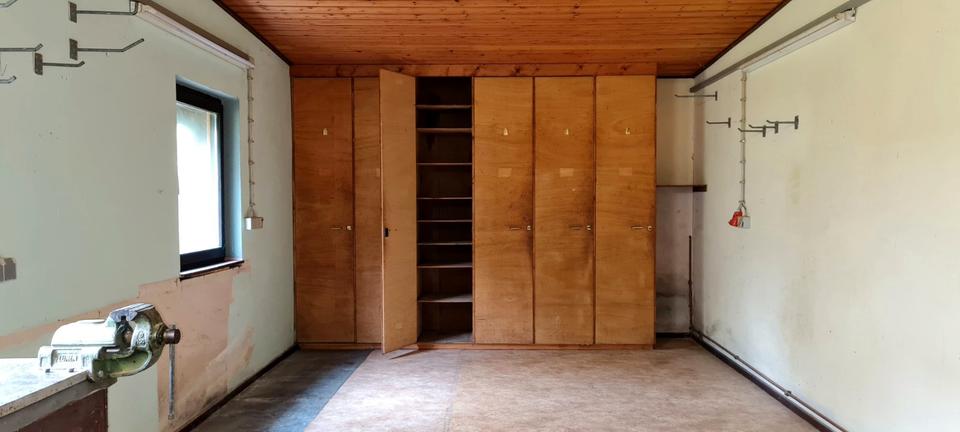 Einfamilienhaus Ottweiler - 8 Zimmer, 210 m&sup2;, 280.000&euro; | Angebot:27010138