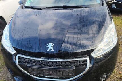 Peugeot 208 79.000 km 2.100 &euro; Heidelberg 69118