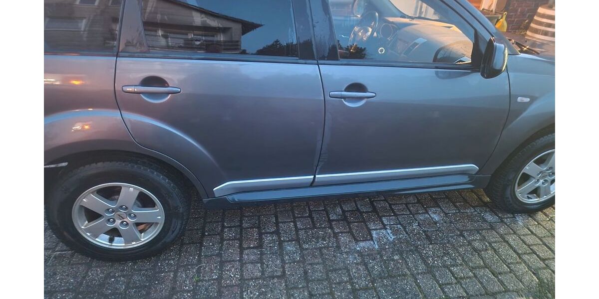 Mitsubishi Outlander 187.000 km 5.490 &euro; Schleiden 53937