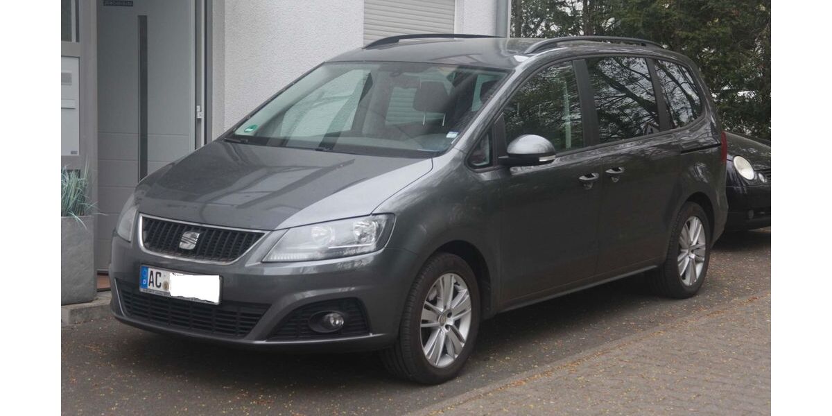 Seat Alhambra 194.000 km 9.800 &euro; Aachen (GERMANY) 52074