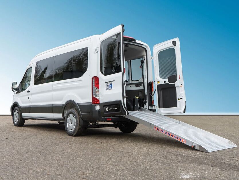 Ford Transit 151 km 51.825 € Stuttgart 70190