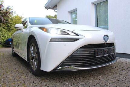 Toyota Mirai 9.000 km 19.990 &euro; Harrislee 24955