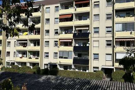 Wohnung zum Kaufen in Mülsen OT Thurm 49.000 € 56.18 m² 3 zimmer