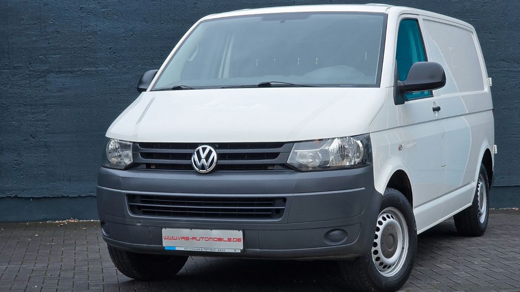 VW T5 Transporter 147.600 km 12.900 € Leipzig 04179