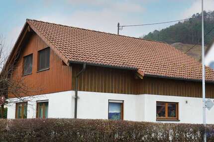 Haus zum Kaufen in Schwäbisch Gmünd 380.000 € 140 m² 5.5 zimmer