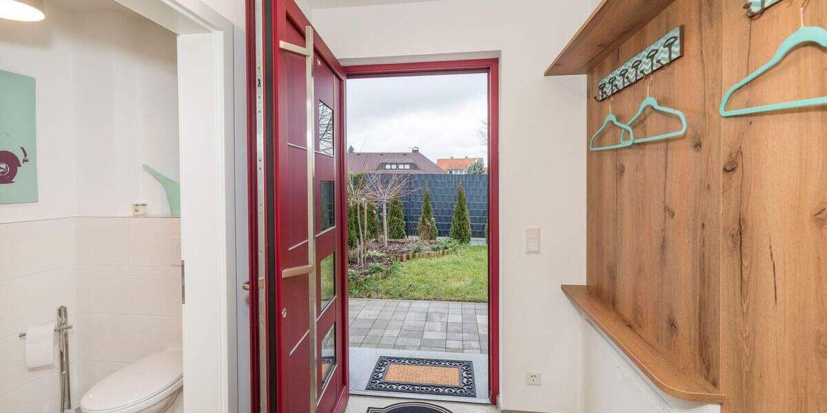 Doppelhaushälfte Oberreichenbach - 6 Zimmer, 196 m&sup2;, 2.490&euro; | Angebot:25355700
