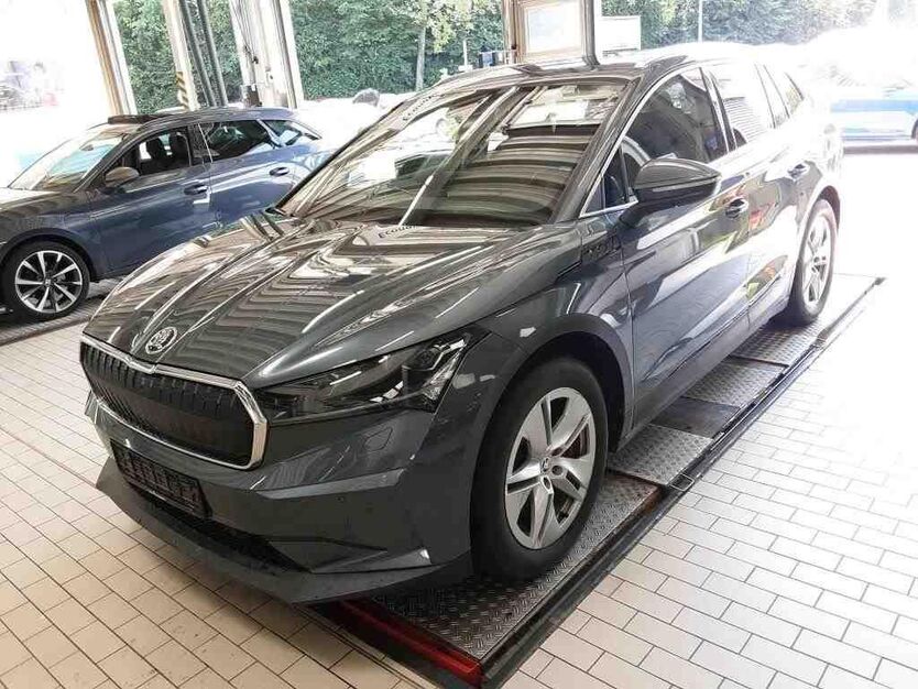 Skoda Enyaq 101.298 km 24.590 € Nabburg 92507