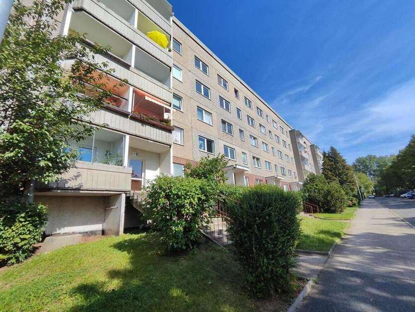 Wohnung zum Mieten in Chemnitz 213 € 39.26 m²
