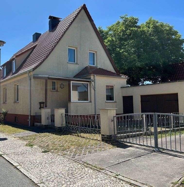Haus zum Kaufen in Seeland 89.000 € 110 m²