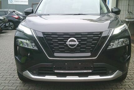 Nissan X-Trail 13.610 km 32.990 &euro; Frankfurt 60486