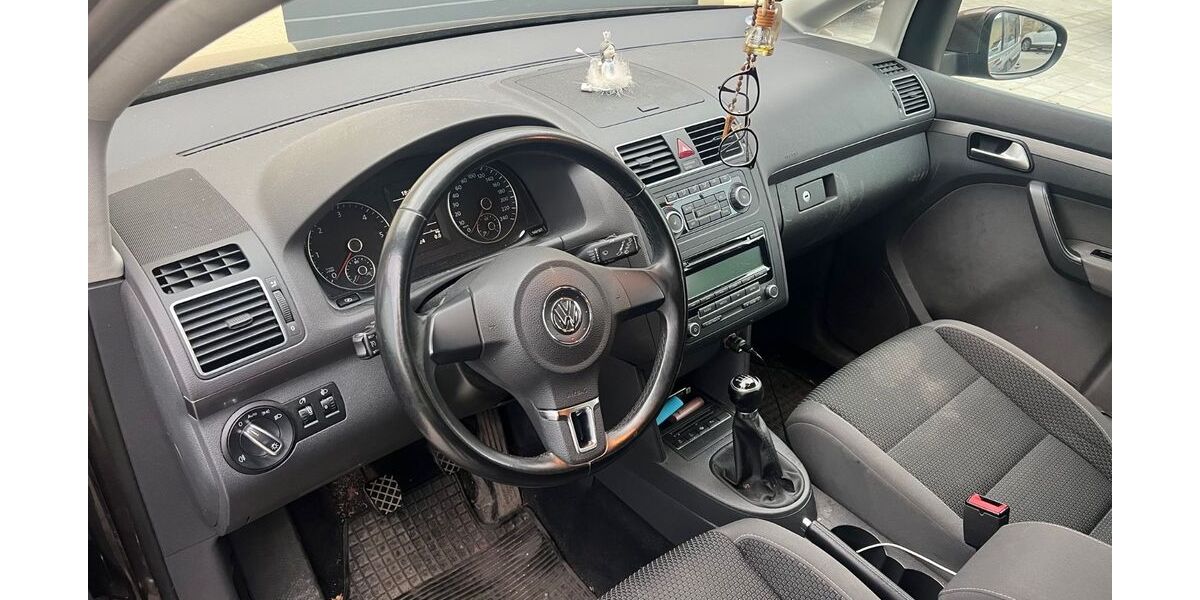 VW Touran 168.524 km 4.500 &euro; Memmingen 87700