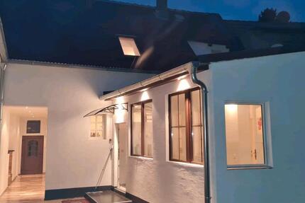 Haus Allstedt - 7 Zimmer, 140 m&sup2;, 70.000&euro; | Angebot:25909095