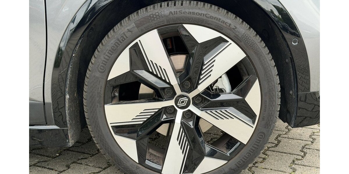 Renault Megane E-Tech Techno 220 / SitzH/Lenkr.H/ACC 4.300 km 31.490 &euro; Donauwörth 86609