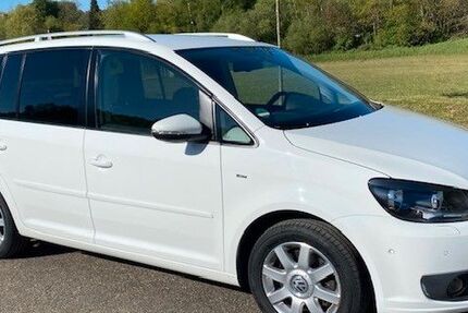 VW Touran 165.600 km 10.950 &euro; WALDFISCHBACH-BURGALBEN 67714