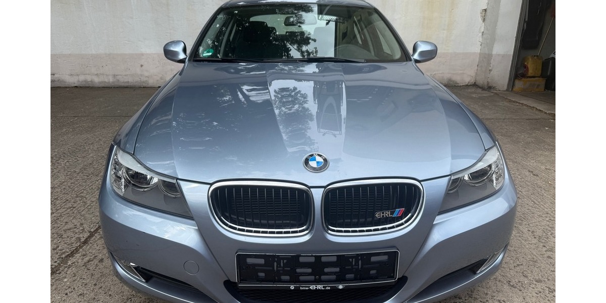 BMW 320 i E90 1.Hand 30185 KM! Sitzheizung PDC 30.083 km 9.999 &euro; Berlin 10247