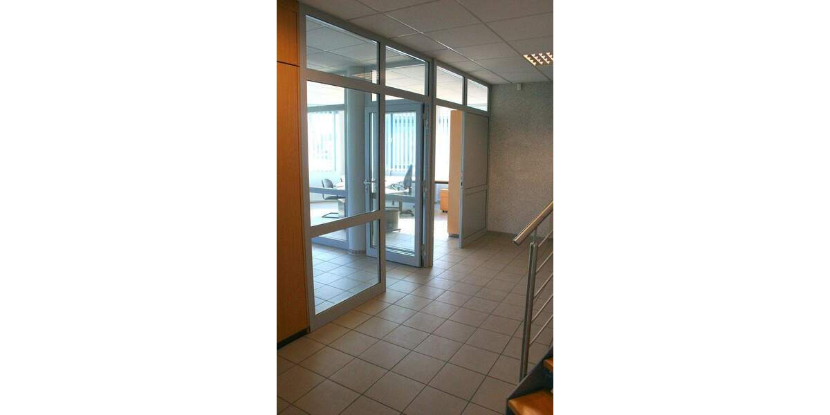 Gewerbeobjekt Salzkotten - 3.500&euro; | Angebot:25321629