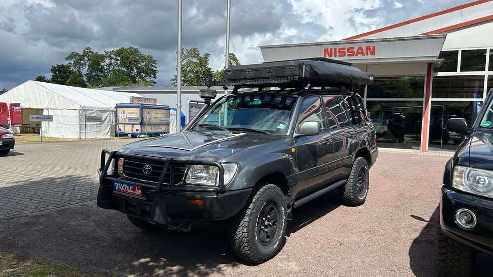 Land Cruiser