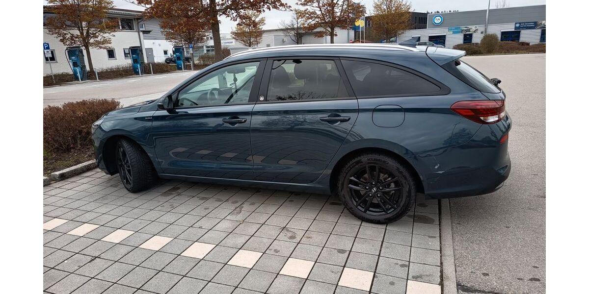 Hyundai i30 26.000 km 19.500 &euro; Germaringen 87656