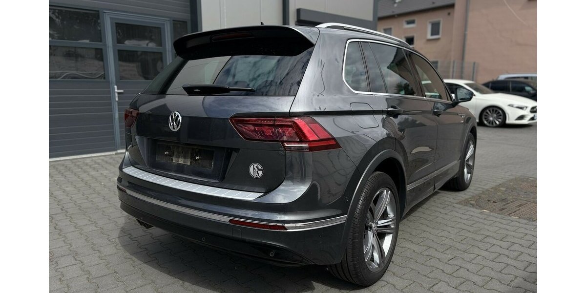 VW Tiguan Highline R-Line/ Kamera/ Headup / 4Motion 94.000 km 25.900 &euro; Mönchengladbach 41066