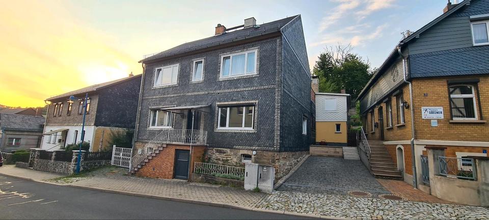 Neu renoviertes Haus zu verkaufen in Probstzella Zweifamilienhaus 10 zimmer