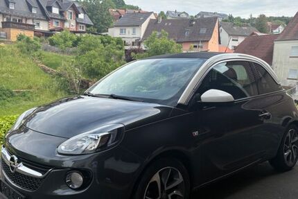 Opel Adam 103.174 km 8.250 &euro; Leidersbach 63849