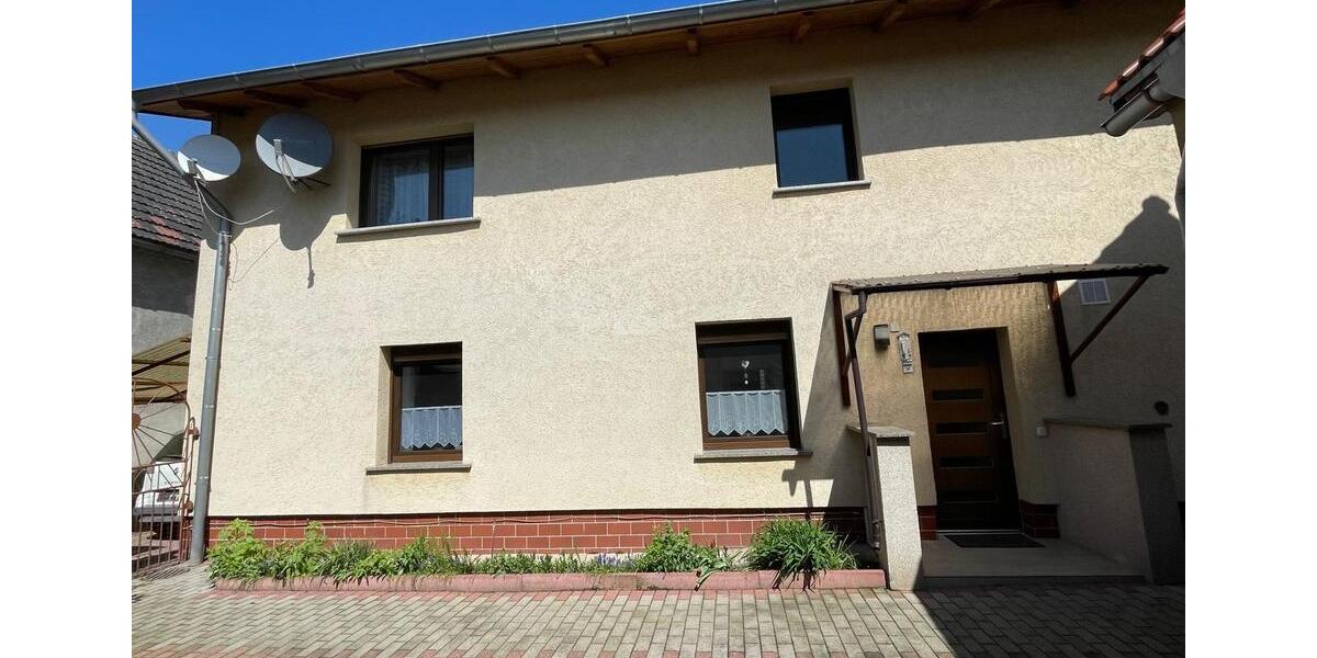 Einfamilienhaus Wettin-Löbejün Löbejün - 3 Zimmer, 130 m&sup2;, 330.000&euro; | Angebot:26292918