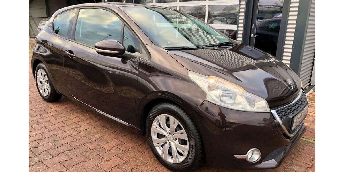 Peugeot 208 91.300 km 4.798 &euro; Halle/Saale 06118